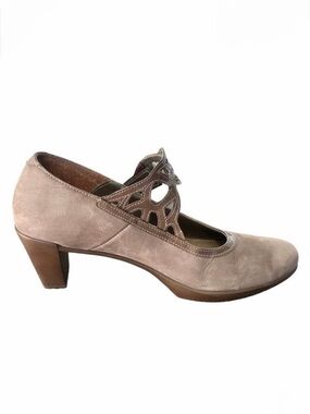 NAOT Luma Tan Brown Leather Nubuck Mary Jane Heel Women's Size EU 39 US 8